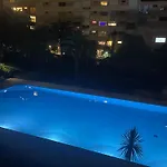 Petit Deux Pieces Avec Piscine *