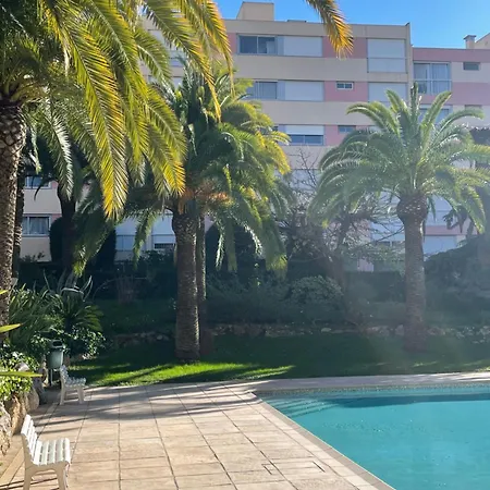 Petit Deux Pieces Avec Piscine فالوريس